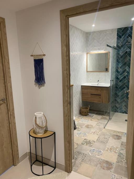 Maison De Vacances Toute Equipee A 5Mn Du Pont-Du-Gard Au Coeur De Sernhac Ngoại thất bức ảnh