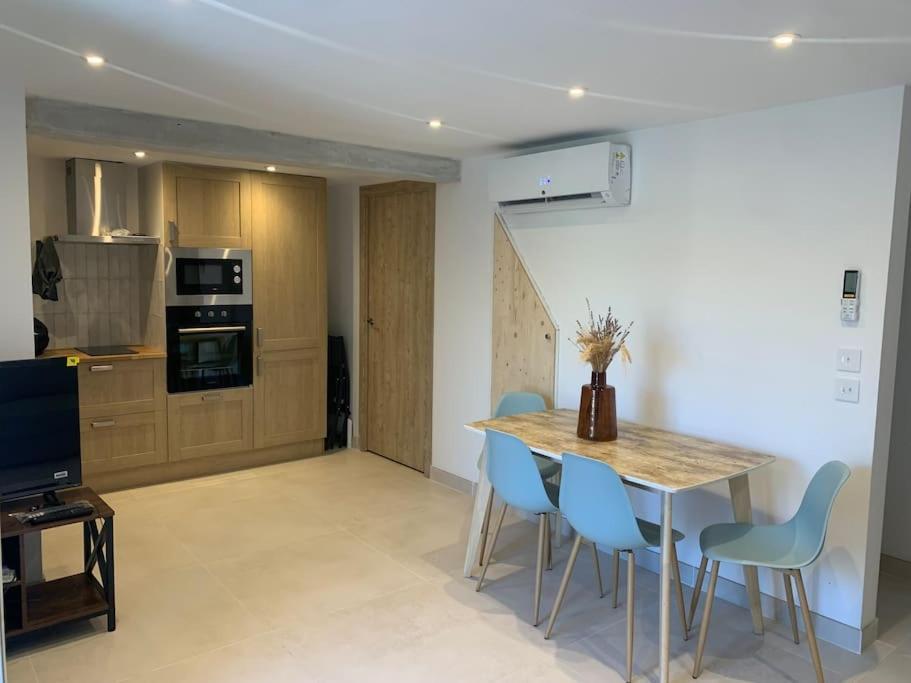 Maison De Vacances Toute Equipee A 5Mn Du Pont-Du-Gard Au Coeur De Sernhac Ngoại thất bức ảnh
